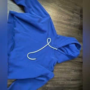 blue crop sweat shirt